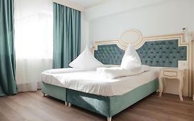 Hotel Miruna