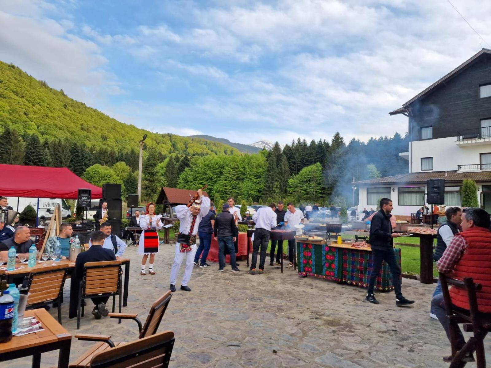 Hotel Miruna Sîmbăta de Sus Esterno foto