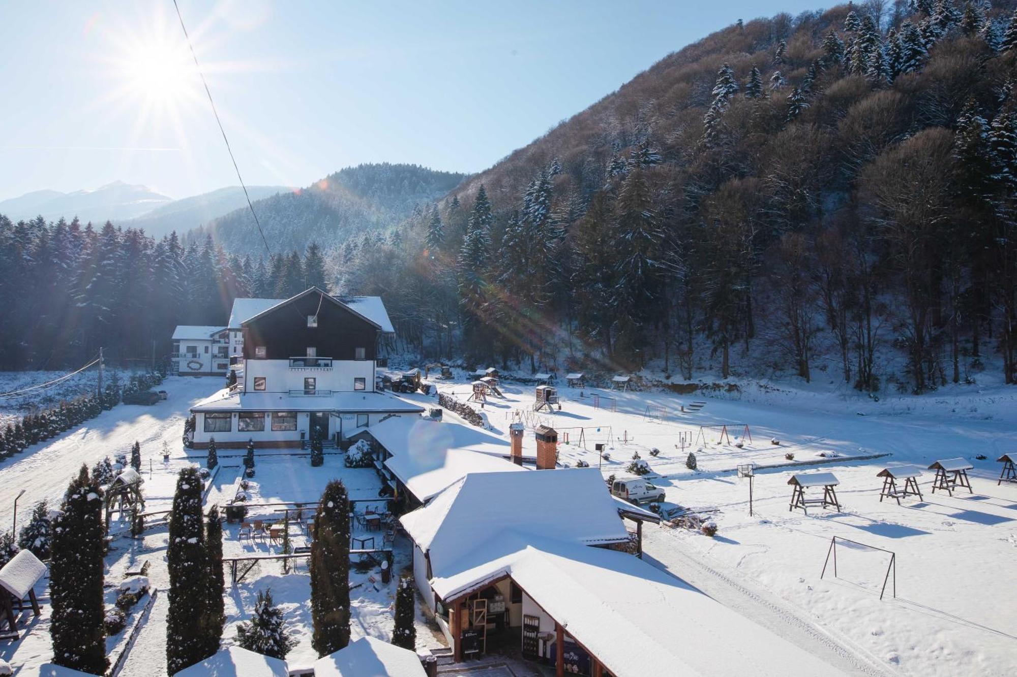 Hotel Miruna Sîmbăta de Sus Esterno foto