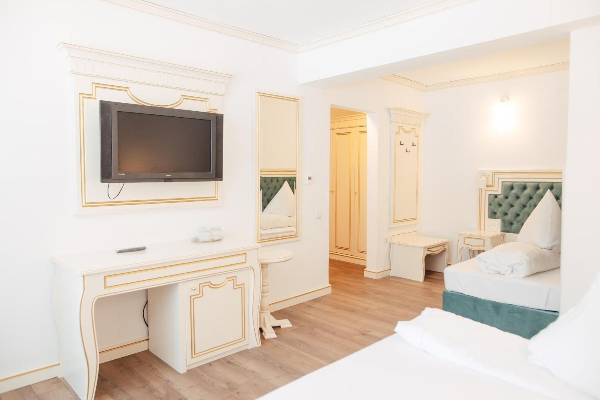 Hotel Miruna Sîmbăta de Sus Esterno foto