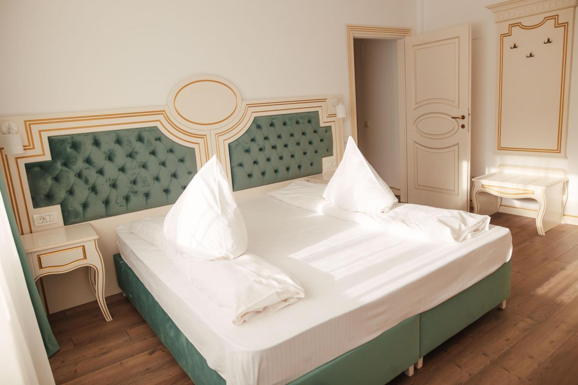 Hotel Miruna Sîmbăta de Sus Esterno foto