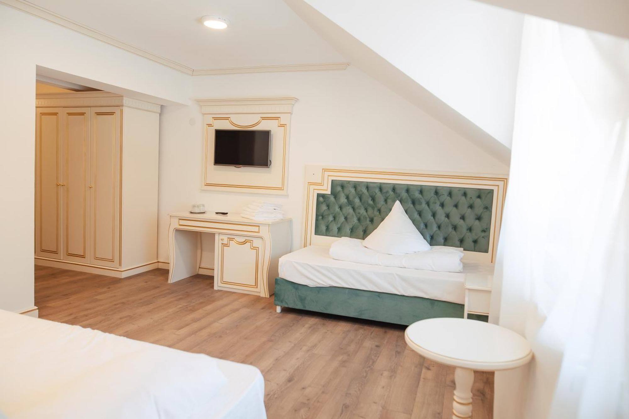Hotel Miruna Sîmbăta de Sus Esterno foto