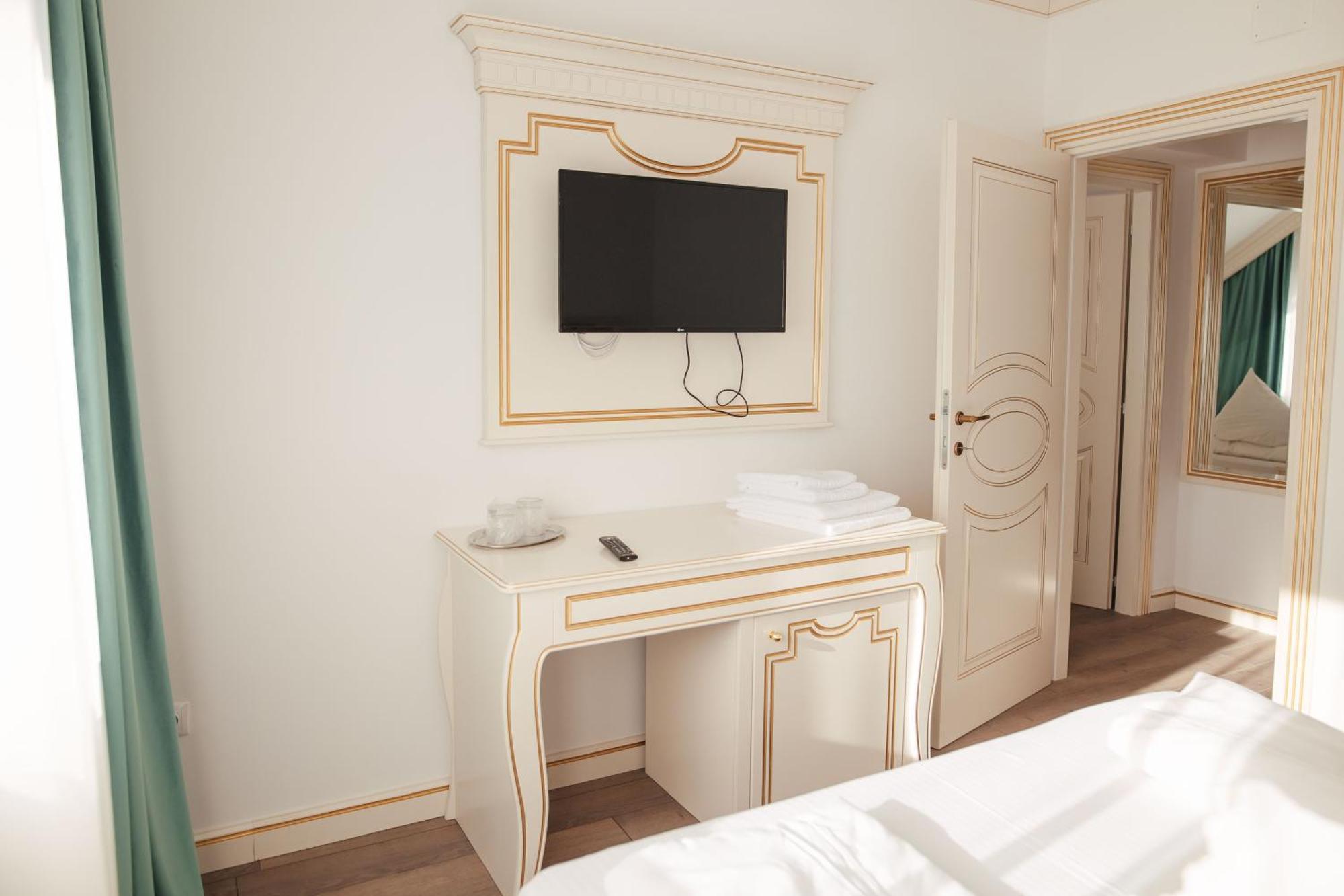 Hotel Miruna Sîmbăta de Sus Esterno foto